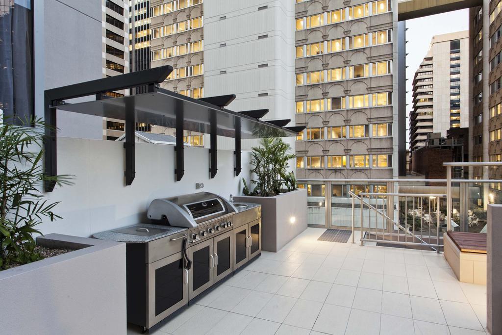 Mantra Midtown Aparthotel Brisbane Exterior photo